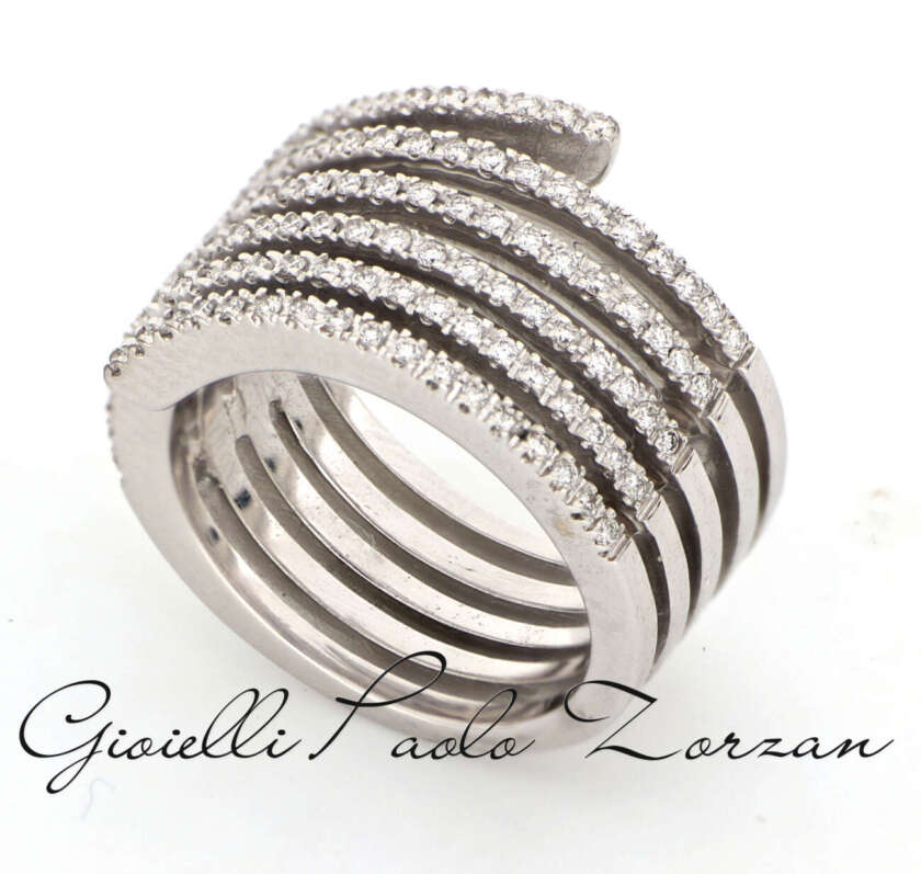 Anello a fascia in oro bianco e diamanti  ZRZ313
