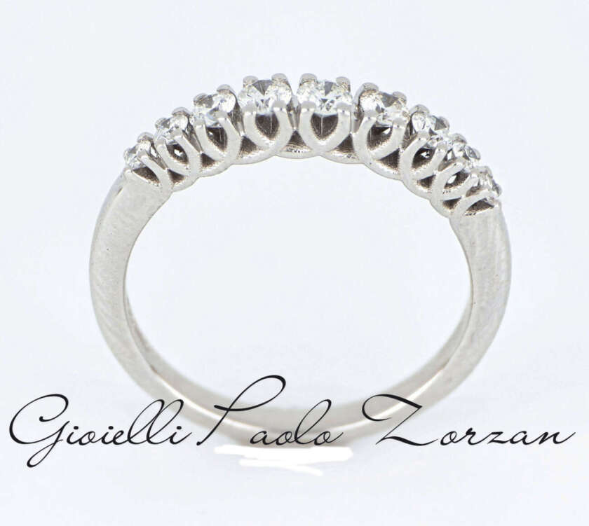 Anello Polello riviere in oro bianco e diamanti G3258B