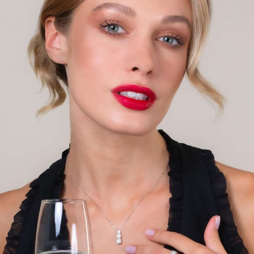 Collana Artlinea in oro bianco 18 kt trilogy con pavé di diamanti CD594/DB-LB - immagine 2
