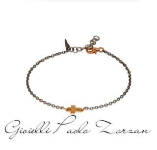 BRACCIALE MANO-J UOMO IN TITANIO CON UNA CROCE E CHIUSURA IN ORO ROSSO 9 KT MINBRTRG1CROK  Bracciali