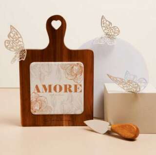 Bomboniere Claraluna Tagliere con coltellino decorato “Amore” 25057C  Matrimonio