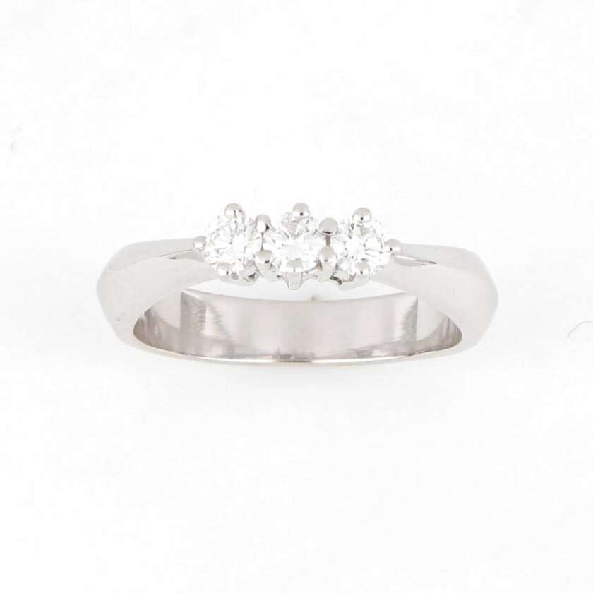 Anello Trilogy in Oro Bianco e Diamanti Naturali ct. 0.39 Ref. ANPZ2525 - immagine 4