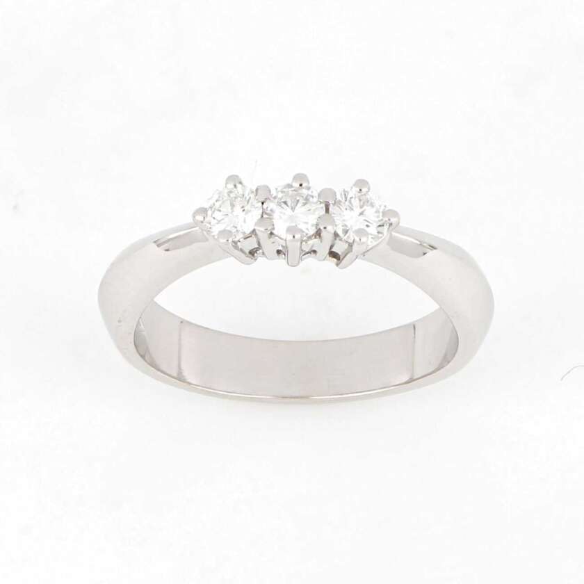 Anello Trilogy in Oro Bianco e Diamanti Naturali ct. 0.39 Ref. ANPZ2525 - immagine 3
