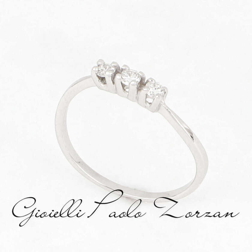 Anello Trilogy in Oro Bianco e Diamanti Naturali ct. 0.18 ref. ANPZ092.018