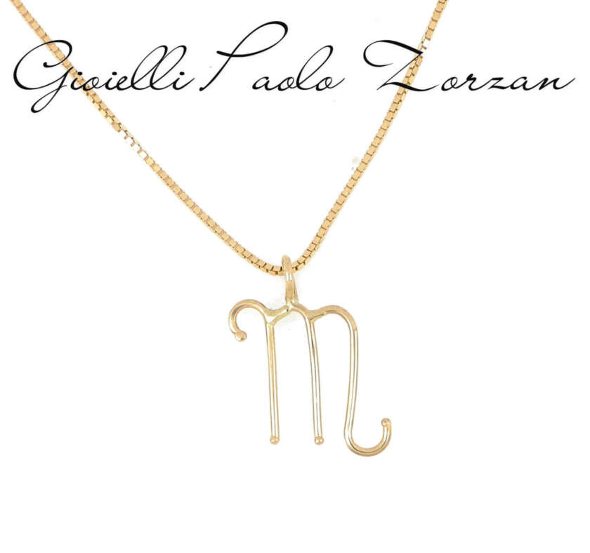 Collana con iniziale pendente M in oro giallo 18 kt SNAZ09