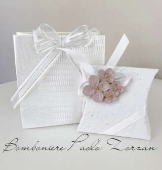 Scatola porta confetti con magnete in gesso matrimonio  MASR043  Battesimo