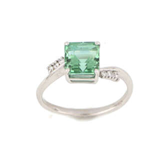 Anello in oro bianco con tormalina lagoon e diamanti CNZP100  Anelli Trilogy