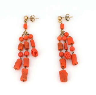 Orecchini pendenti in argento e corallo CORA01  Orecchini Pendenti