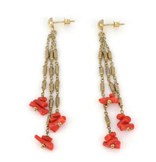 Orecchini pendenti in argento e corallo CORA03  Orecchini Pendenti