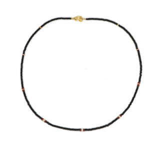 Collana in argento 925 dorato con opale spinelli neri e granato VNI008 Collane Girocolli Collana in argento 925 dorato con opale spinelli neri e granato VNI008 Collane Girocolli